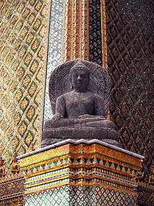 在翡翠佛寺的佛像图片