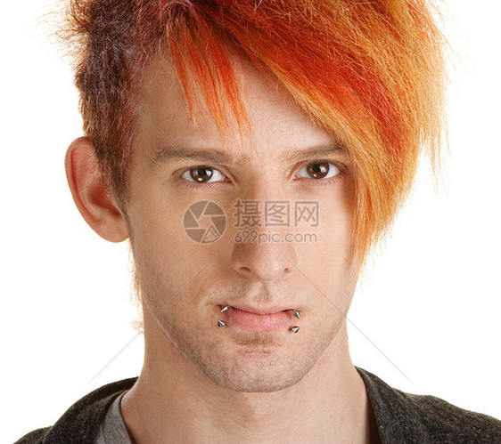 橙色头发的男人图片