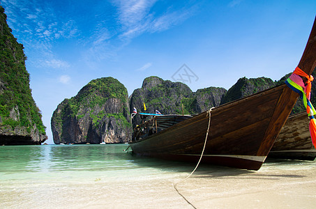 海海滩蓝色风景地平线天堂支撑悬崖假期热带珊瑚图片