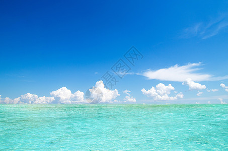 海与完美的天空海浪旅行生态蓝色太阳地平线天堂热带阳光海景图片