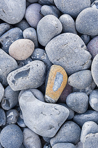 海滩上的披头士岩石卵石图片