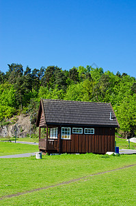 典型挪威住房岩石场景农场荒野营房凉亭房子国家木头农业图片