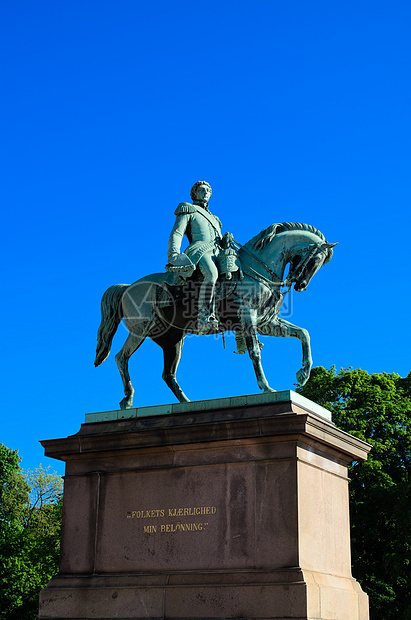 卡尔约翰国王雕像纪念碑景点法令旅行天空马术艺术吸引力历史阳光图片