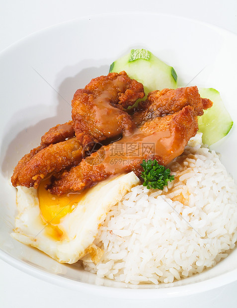 有大米和蔬菜背景的鸡肉土豆萝卜食物午餐格子烹饪装饰品蒸汽盘子用餐图片
