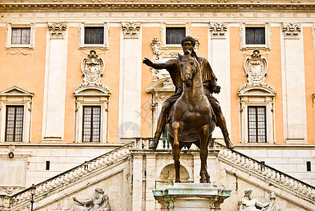 马库斯奥雷利乌斯广场纪念碑旅行雕塑宫殿地标历史参议员雕像建筑学图片