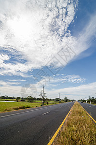 古城的公路太阳草地国家城市场景风景自由运输天空蓝色图片