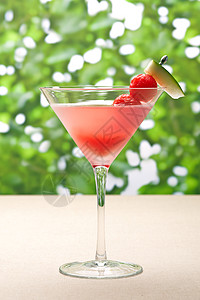 西瓜马丁尼酒吧柠檬饮料液体反射水果玻璃庆典派对果汁高清图片