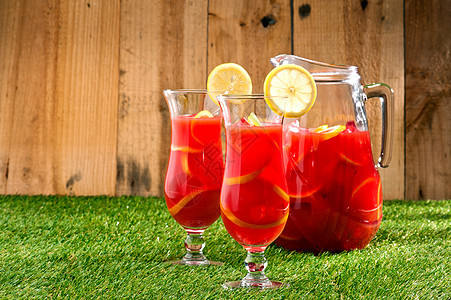 冷冻橙色柠檬桑格里亚果汁橙子水果茶点饮料食物酒吧水瓶玻璃热带图片