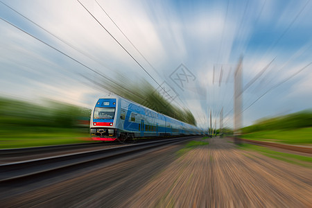通讯列车技术民众速度路线乘客旅行运动通道车站火车图片