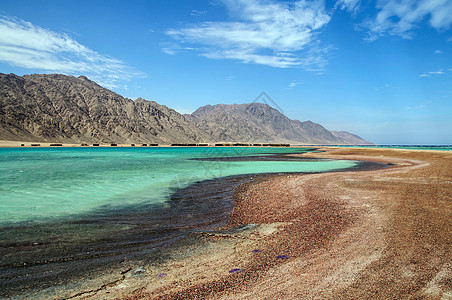 美丽的环礁湖气候全景阳光蓝色棚户区风景孤独水池海岸线海滩图片