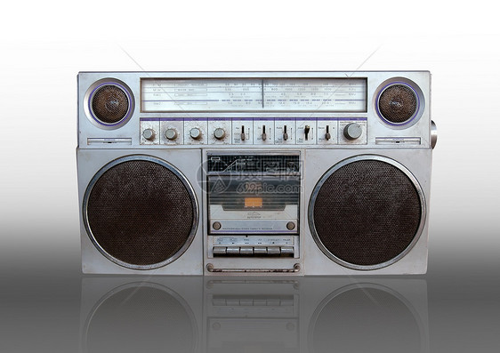 旧旧无线电台立体声收音机广播力量按钮技术娱乐海浪录音机体积图片