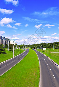 现代高速公路街道大街自由小路晴天沥青天空农村运输游客图片