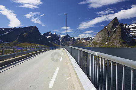洛福登桥山峰大豆运输山脉风景基础设施图片