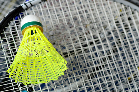 羽毛球行动塑料器材毽子运动体育球拍图片