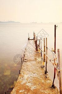 夕阳码头热带海岸日落海浪反射墙纸木头天空太阳天堂图片