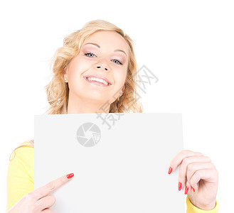 带着空白板的快乐女孩微笑空白展示床单木板广告海报白色推介会女性图片