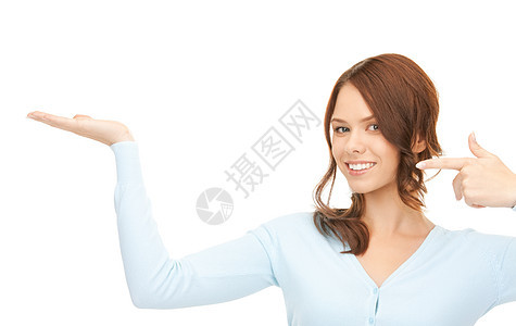 椰枣上的东西快乐女孩人士女性黑发广告成人微笑手势白色图片
