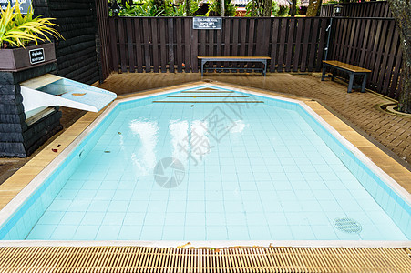 游泳池温泉旅行运动装饰季节假期地面风格酒店别墅图片