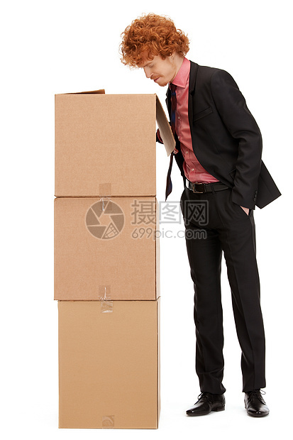 拥有大箱子的有吸引力的商务人士包装微笑男性送货企业家船运生意服务邮政成人图片