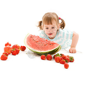 有草莓和西瓜的小女孩水果营养婴儿微笑甜点童年女性孩子女孩裙子图片