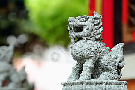 中国狮子雕像监护人石头警卫皇帝金子寺庙运气力量建筑学宝塔图片