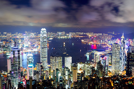 晚上在香港港口顶峰市中心景观旅行摩天大楼反射天空建筑城市图片