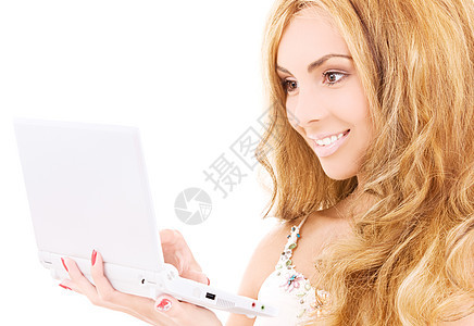 拥有笔记本电脑的幸福妇女互联网网络电子邮件女性八卦技术邮件微笑上网头发图片