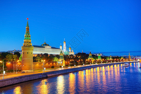 莫斯科市中心夜间的概观建筑学大教堂天空圆顶地标景观寺庙场景穹顶城市图片
