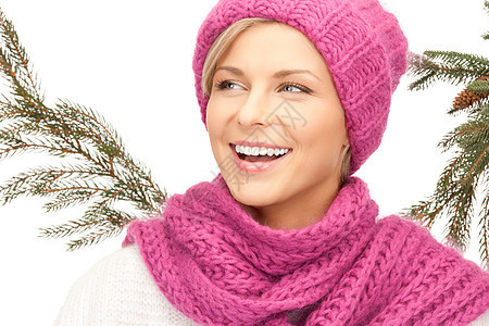 戴冬帽的美女成人幸福微笑女性季节手套帽子棉被女孩福利图片