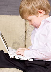 传染性青年衬衫邮件学习童年技术阅读电脑快乐男性上网图片