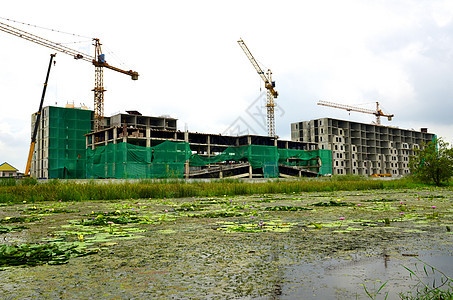 建筑工地办公楼结构天空建筑学金属起重机生长活动城市图片