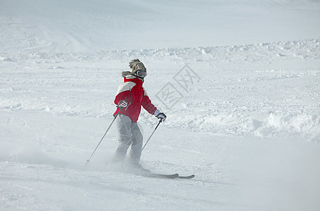 滑雪者假期旅行女士女性运动滑雪活动乐趣青年闲暇图片