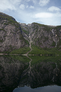 照片来自挪威蓝色游客景观树木山脉目的地森林瀑布旅游荒野图片