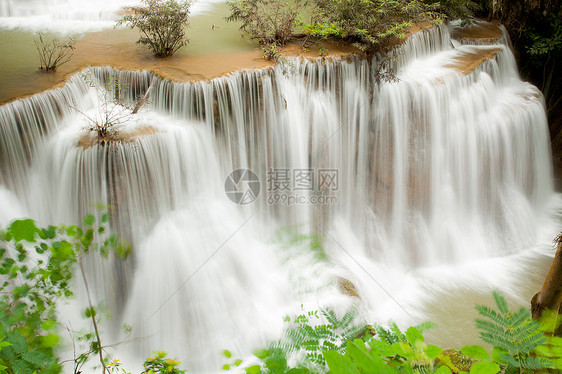 热带热带雨林瀑水飞溅衬套丛林冒险溪流全景国家天堂运河旅行图片