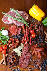 肉类和香肠香料美食食物团体餐厅营养熏制胡椒沙拉叶子图片