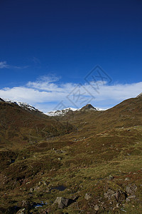 挪威秋秋季风景风光棕色游客旅游目的地天空田园文化图片