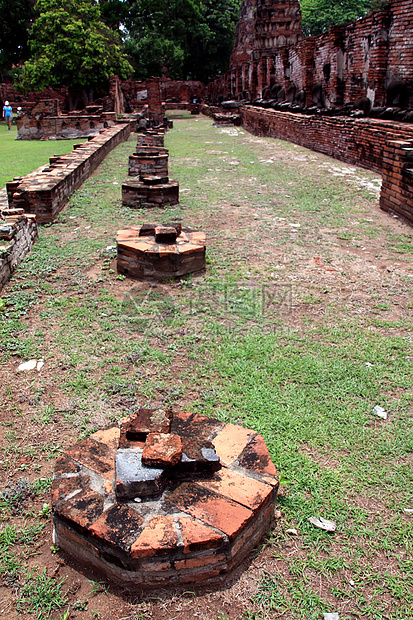 泰王国阿尤塔亚市天空纪念碑废墟佛教徒祷告雕像智慧旅行信仰文化图片