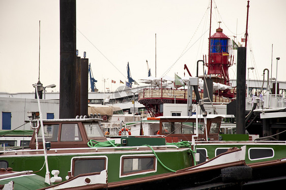 汉堡港城市汉堡水闸海军港口海港驳船火船码头哑铃图片