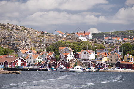 瑞典哈韦克斯特兰岩石树木花岗岩小岛房子荒地天空村庄钓鱼小屋图片