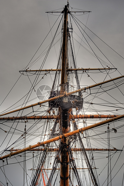 旧帆船木头公司船舶造船破坏复制品索具桅杆历史港口图片