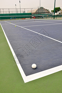 白网球娱乐活动闲暇游戏竞赛竞技运动法庭白色绿色图片