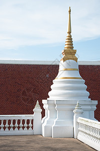 亚拉 泰王国的胡古安神庙切地宗教佛塔天空金子艺术寺庙图片