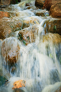 连级石头风景岩石流动运动环境溪流瀑布力量图片