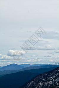 风景山旅行悬崖风景公园森林爬坡蓝色顶峰吸引力游客图片