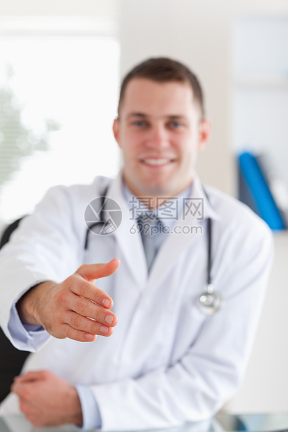 医生伸出他的手外科医疗实习生诊所外表从业者药品治疗工作职业图片