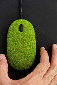 手握绿色鼠标插头图标创新生态力量创造力全球发明环境老鼠图片