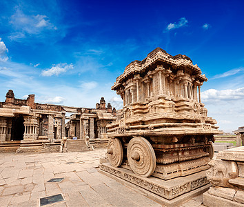 维塔拉寺庙的石马车 印度卡纳塔克州哈皮石头文明雕刻雕塑废墟建筑学图片