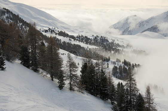 山山脉旅行滑雪全景运动地形土地环境远足假期登山图片