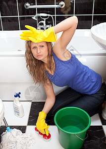 洗手间中精疲力尽的女人背景图片