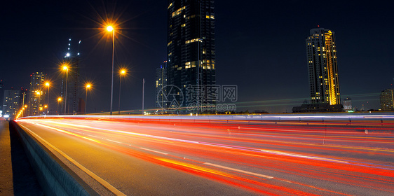 夜间街头街头蓝色地标沥青踪迹建筑街道场景橙光速度驾驶图片